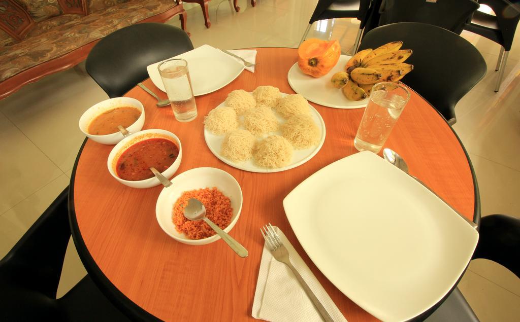 נגומבו Flipflop Hostel מראה חיצוני תמונה
