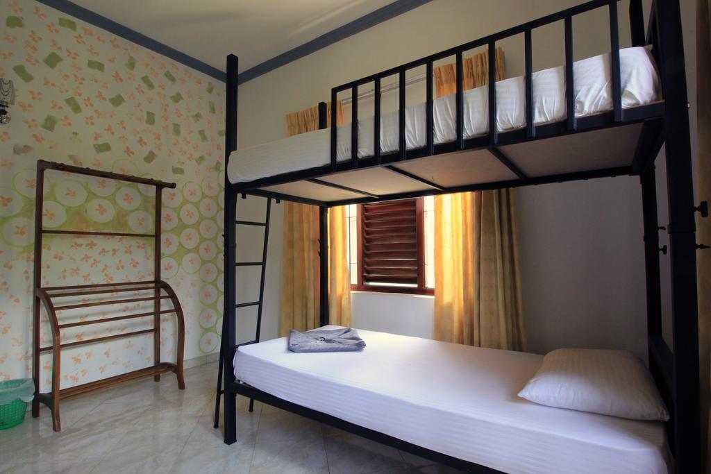 נגומבו Flipflop Hostel מראה חיצוני תמונה