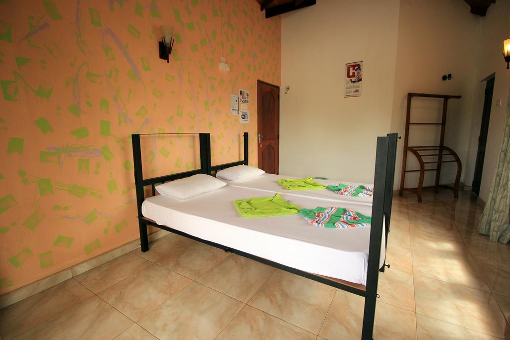 נגומבו Flipflop Hostel מראה חיצוני תמונה